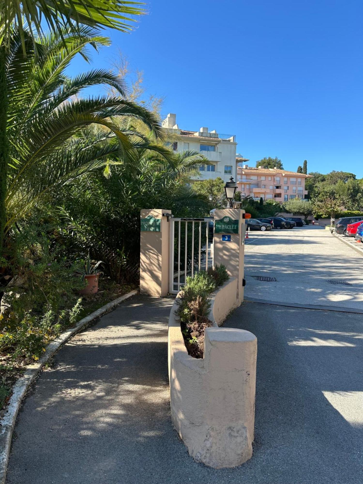 Saint-Tropez - Studio 40 M2 Екстер'єр фото